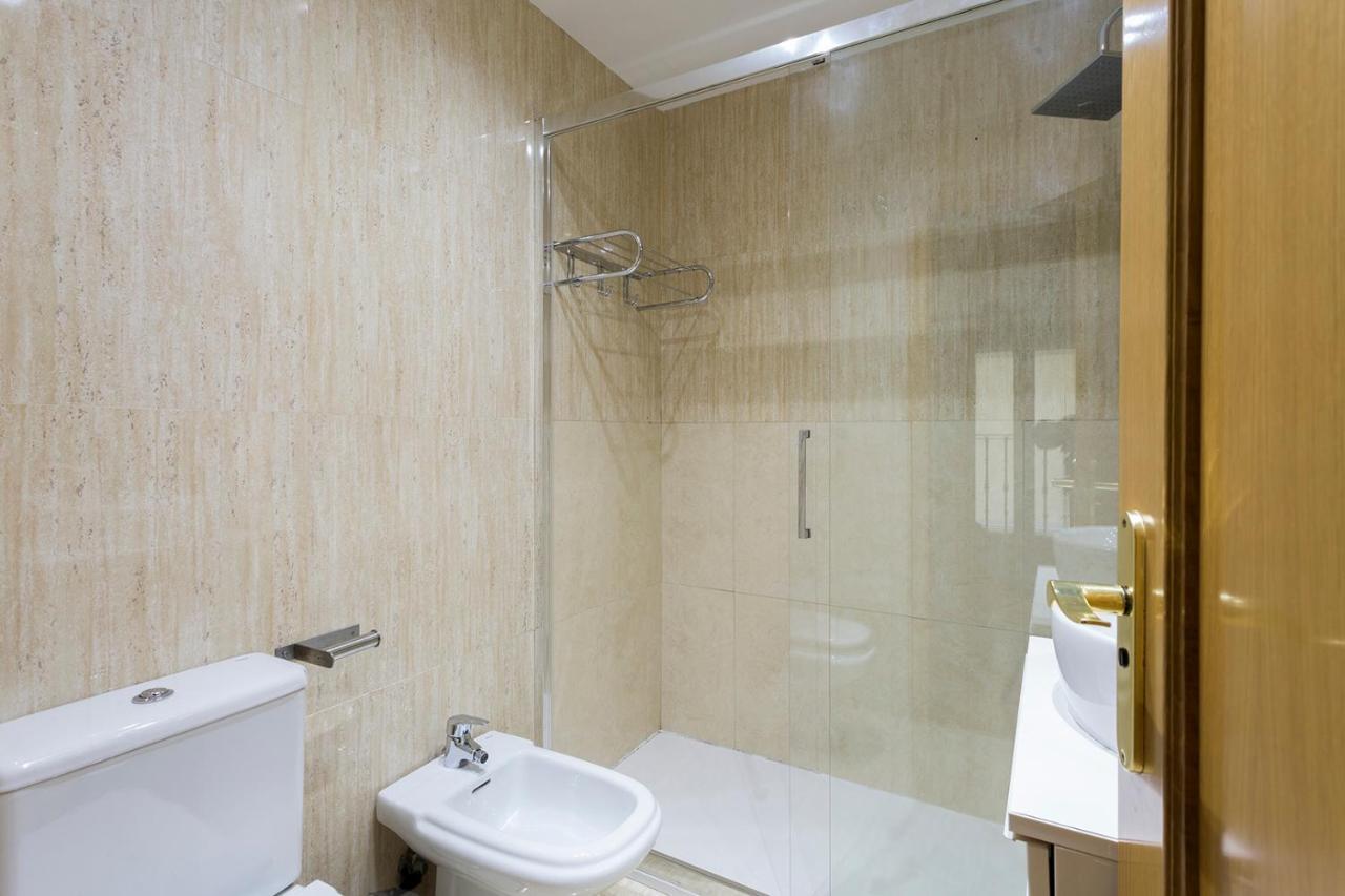 Amazing Apartment In Huertas Madrid Ngoại thất bức ảnh