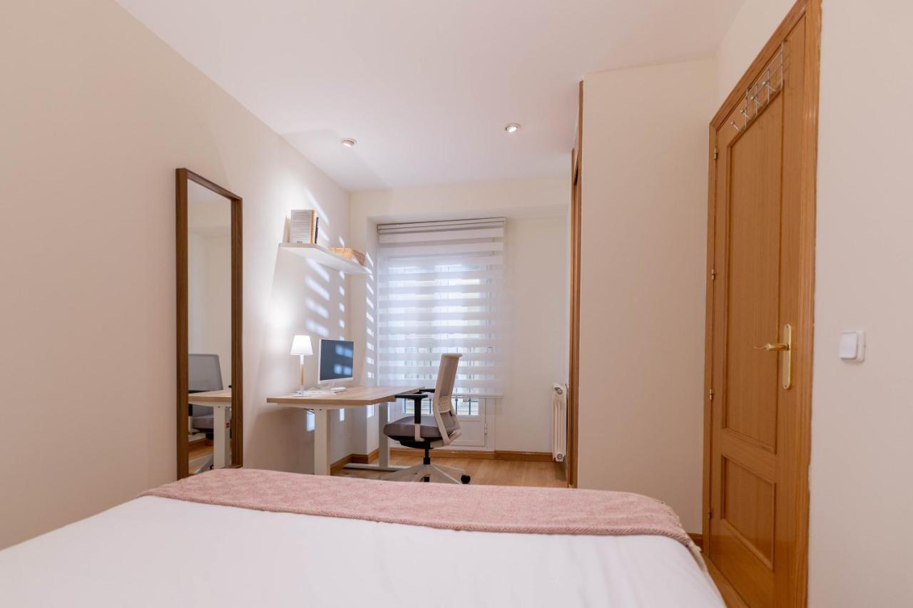 Amazing Apartment In Huertas Madrid Ngoại thất bức ảnh