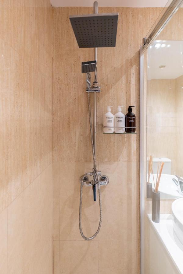 Amazing Apartment In Huertas Madrid Ngoại thất bức ảnh